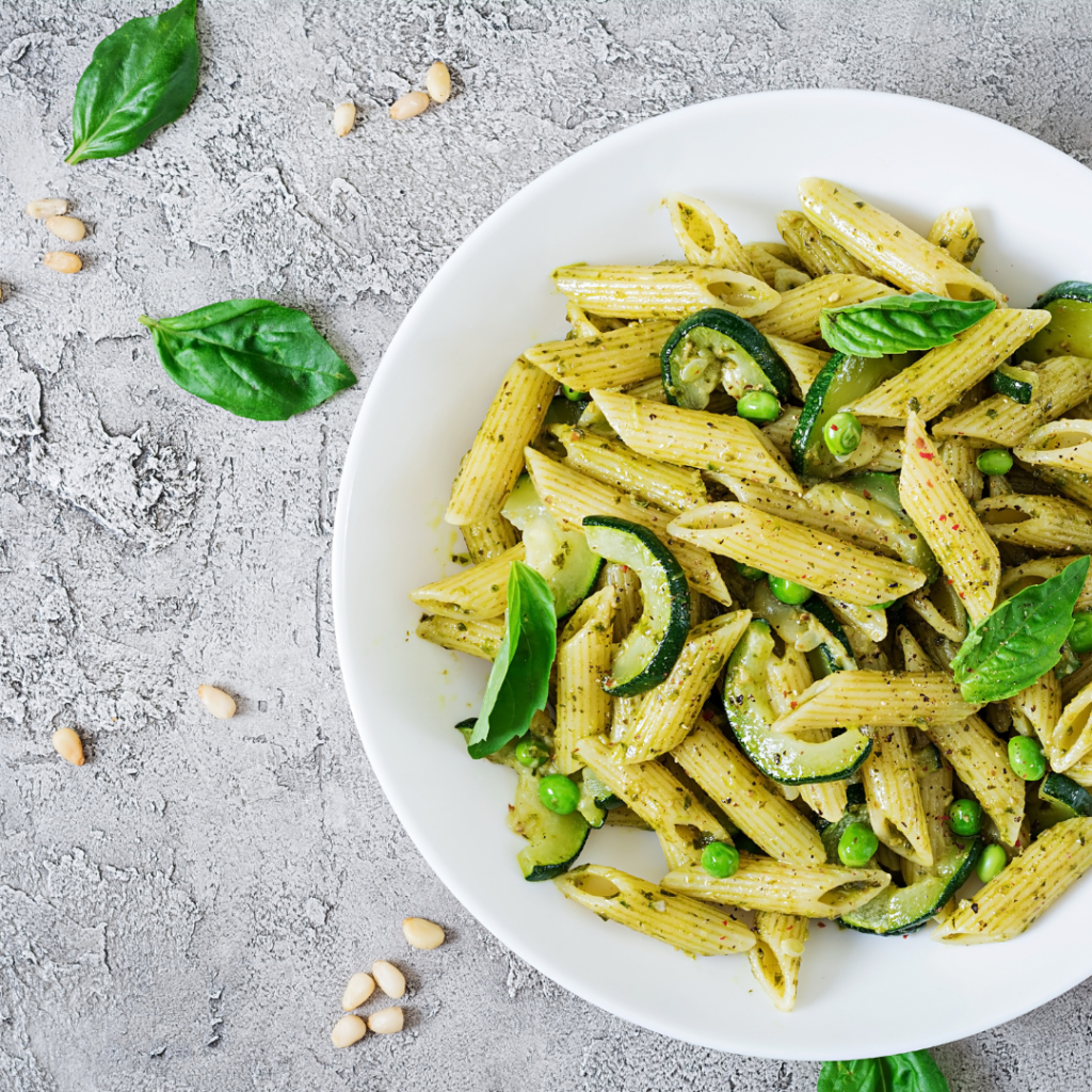 PENNE COM MASCARPONE, COGUMELOS E&nbsp;CURGETE